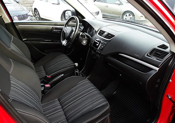 Suzuki Swift cena 35900 przebieg: 126517, rok produkcji 2016 z Koło małe 704